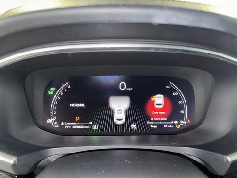 Used 2023 Acura MDX SH-AWD image 25