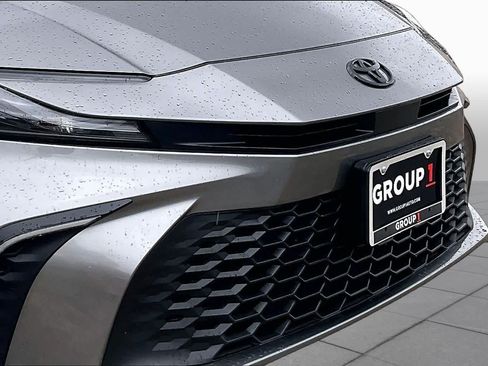 Used 2025 Toyota Camry SE w/ Multimedia Upgrade Package FWD image 29
