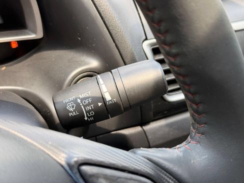 Used 2014 MAZDA MAZDA3 i Touring FWD image 34