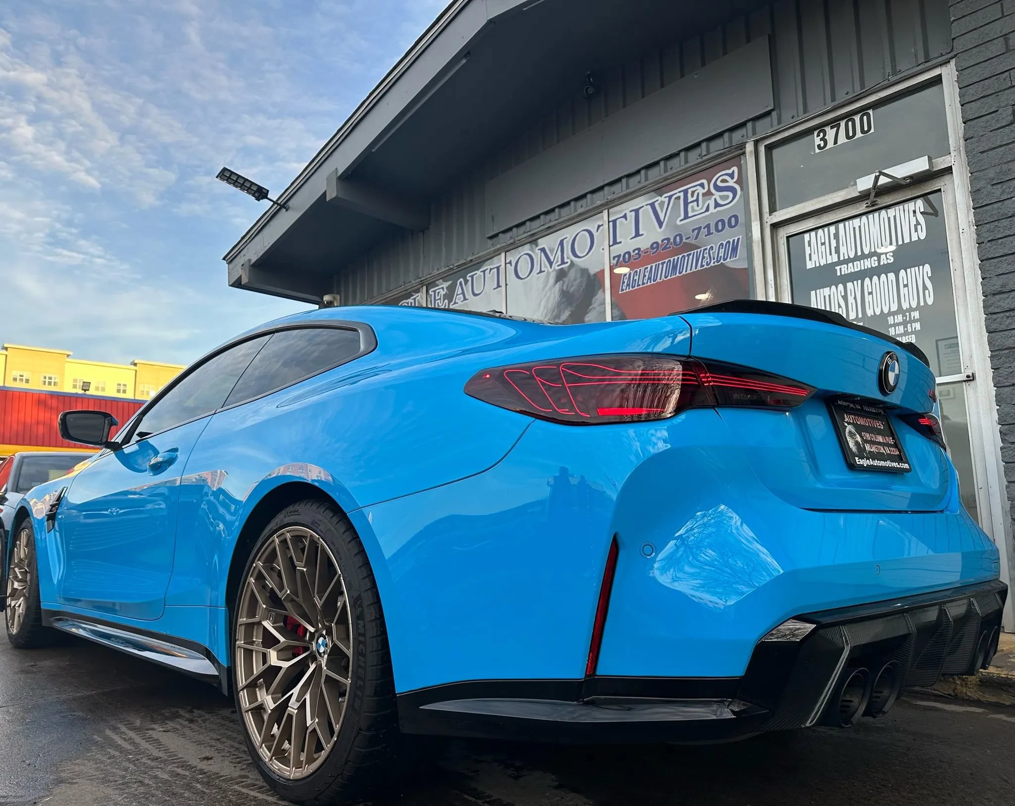 Used 2025 BMW M4 CS AWD/4WD image 5