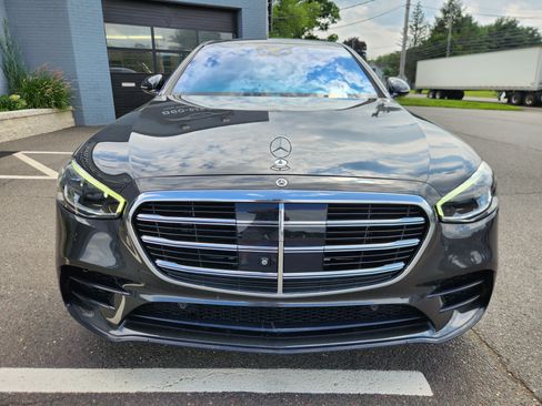 Used 2021 Mercedes-Benz S 580 4MATIC Sedan w/ AMG Line image 17