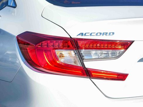Certified 2020 Honda Accord LX image 10