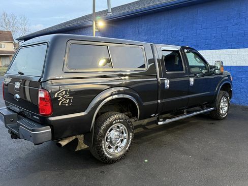 Used 2014 Ford F250 Lariat w/ Snow Plow Prep Package image 20