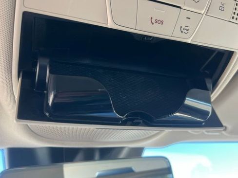 Used 2022 Mercedes-Benz GLC 300 4MATIC w/ Premium Package Lite image 38