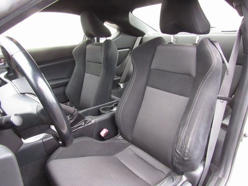 Certified 2017 Toyota 86 image 10