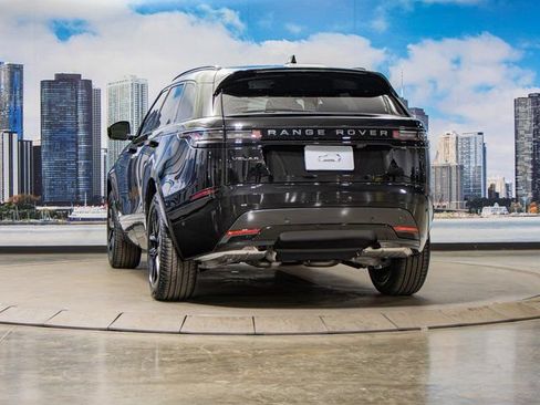 Used 2026 Land Rover Range Rover Velar Dynamic SE image 9
