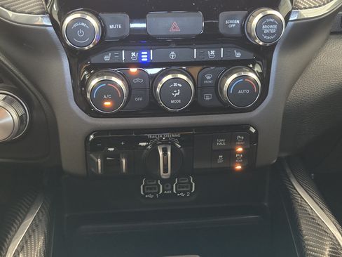 Used 2022 RAM 1500 Laramie w/ Sport Appearance Package RWD image 19