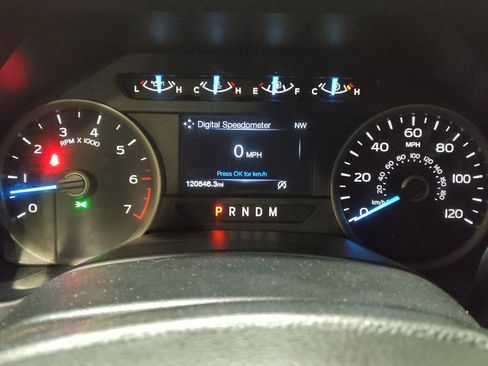 Used 2020 Ford F150 XLT w/ Equipment Group 302A Luxury AWD/4WD image 23