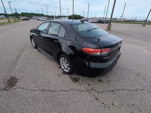 Certified 2025 Toyota Corolla LE w/ Convenience Package FWD image 8