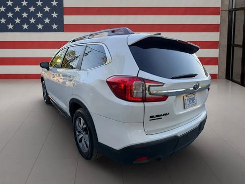 Used 2025 Subaru Ascent Premium image 3