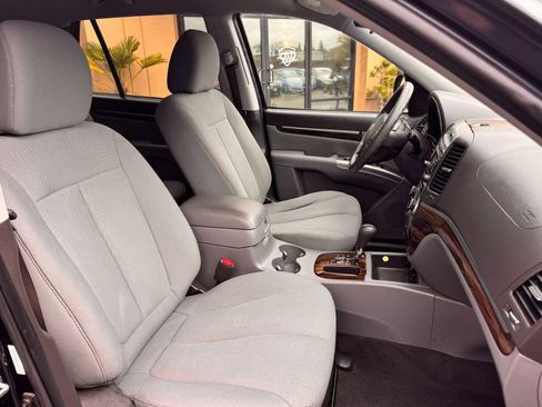 Used 2011 Hyundai Santa Fe GLS FWD image 21