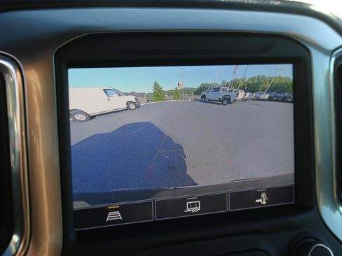 Used 2022 Chevrolet Silverado 1500 LTZ AWD/4WD image 25