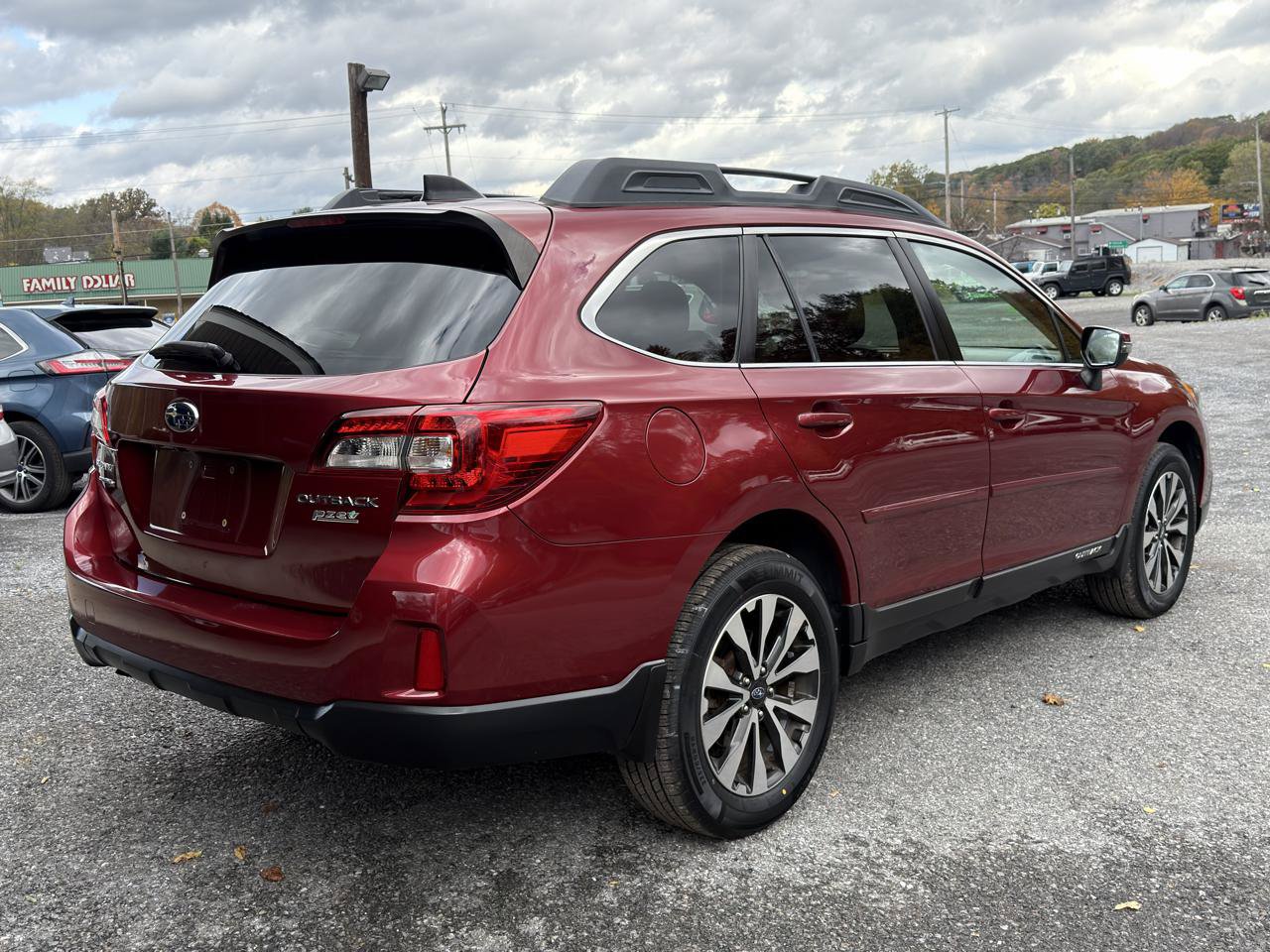 Used 2016 Subaru Outback 2.5i Limited AWD/4WD image 7