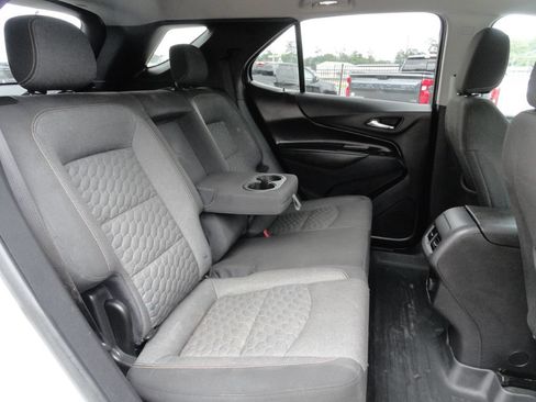 Used 2018 Chevrolet Equinox LT FWD image 7
