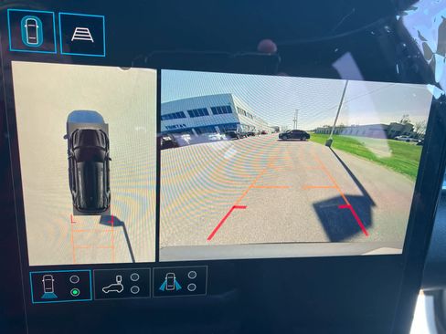 New 2026 GMC Terrain AT4 w/ Technology Package II image 26