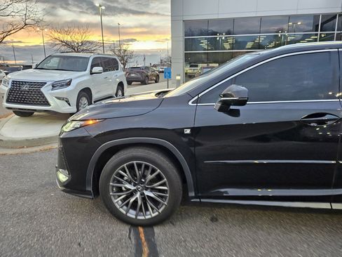 Used 2022 Lexus RX 450h F Sport image 2