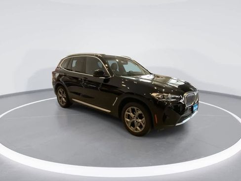 Used 2022 BMW X3 xDrive30i w/ Convenience Package AWD/4WD image 2