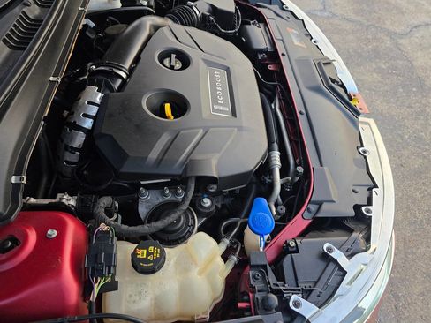 Used 2016 Lincoln MKZ image 59