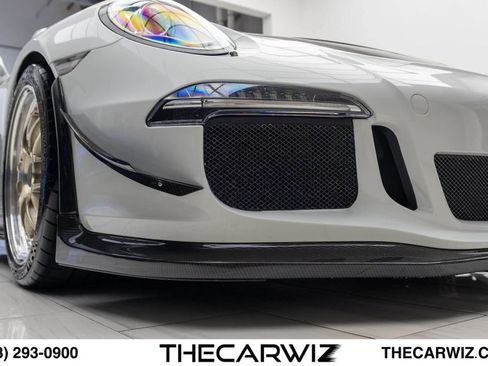 Used 2015 Porsche 911 GT3 RWD image 10