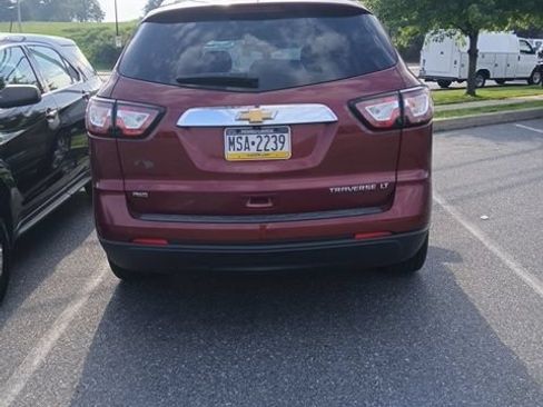 Used 2016 Chevrolet Traverse LT w/ Style and Technology Package AWD/4WD image 9