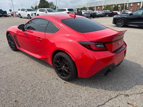 Used 2025 Toyota GR86 Premium w/ GR Wheel Package (TMS RWD image 4