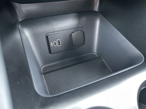 New 2026 Ford Explorer Tremor w/ Tremor Convenience Package image 13