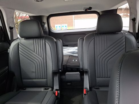 New 2026 Hyundai Palisade SEL image 13