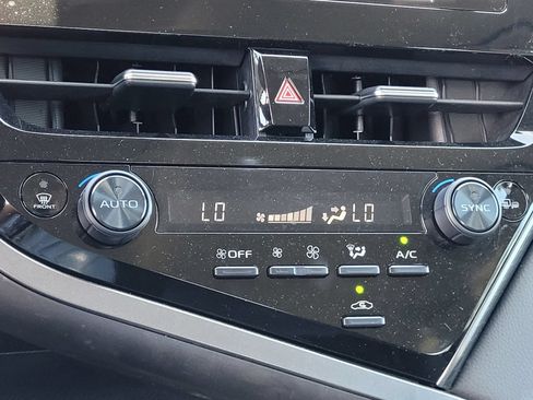 Used 2023 Toyota Camry LE FWD image 17
