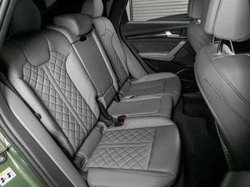 Used 2023 Audi SQ5 Prestige w/ Prestige Package image 28