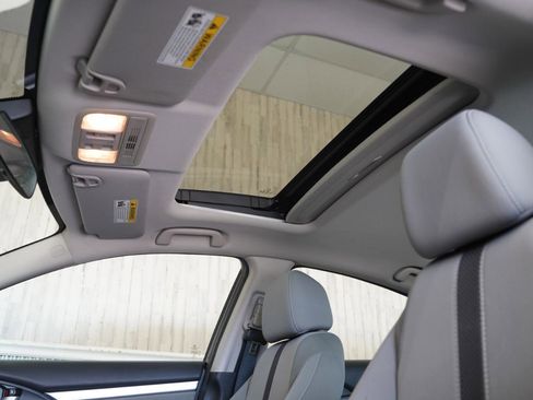 Used 2020 Honda Civic EX image 24