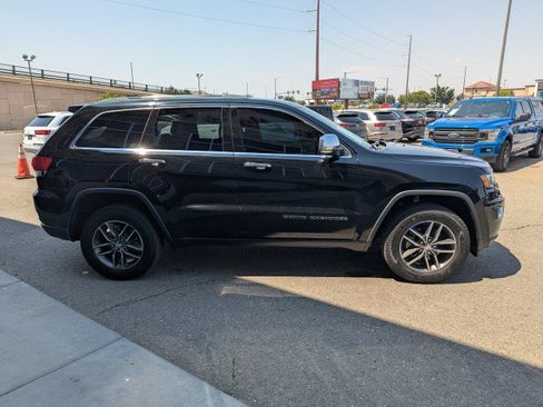 Used 2018 Jeep Grand Cherokee Limited w/ Luxury Group II AWD/4WD image 6