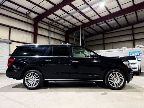 Used 2023 Ford Expedition Max Platinum AWD/4WD image 4