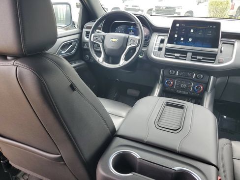 Used 2022 Chevrolet Tahoe LT w/ Luxury Package RWD image 12