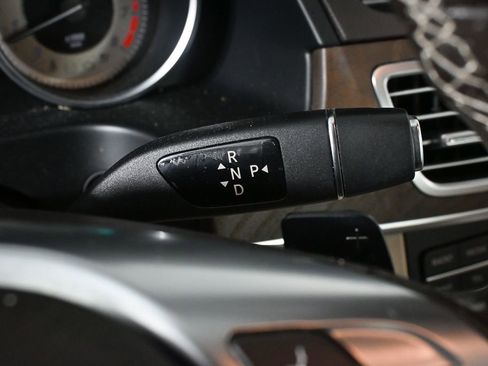 Used 2016 Mercedes-Benz E 350 Sedan image 16