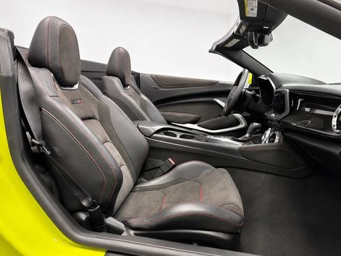 Used 2020 Chevrolet Camaro ZL1 RWD image 20