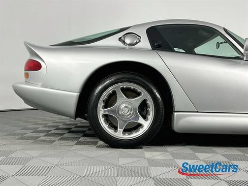 Used 1998 Dodge Viper GTS RWD image 35