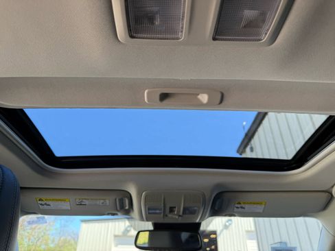 Used 2025 MAZDA CX-5 AWD 2.5 S w/ Preferred Package image 19