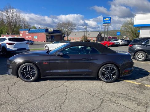 Used 2022 Ford Mustang GT Premium w/ Equipment Group 401A RWD image 17