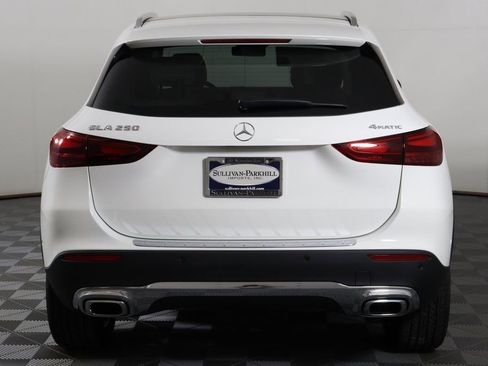Used 2026 Mercedes-Benz GLA 250 4MATIC image 9