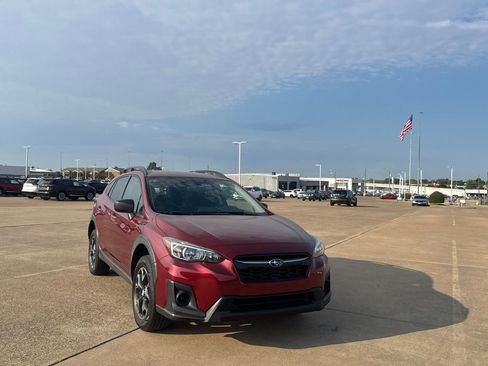 Used 2018 Subaru Crosstrek 2.0i AWD/4WD image 3