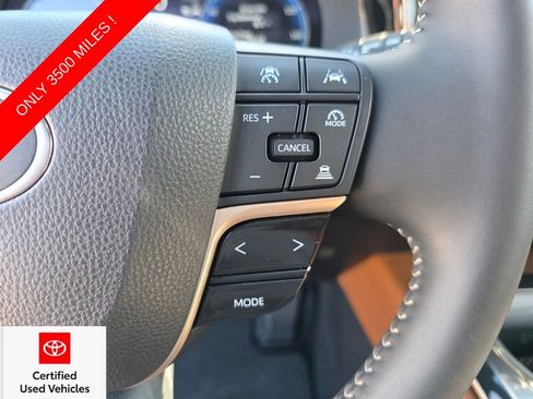 Certified 2025 Toyota Crown Signia w/ Advanced Technology Package AWD/4WD image 31