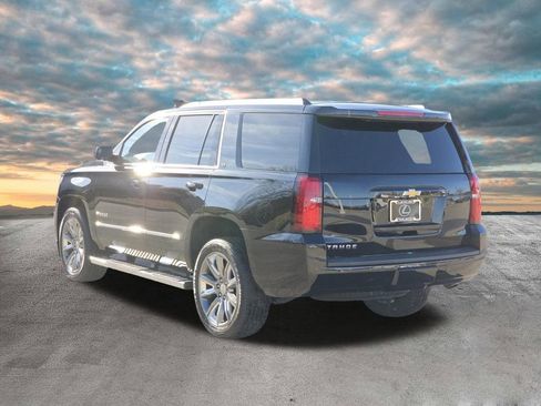 Used 2019 Chevrolet Tahoe LT w/ LT Signature Package image 6