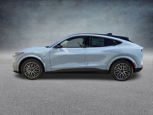 New 2026 Ford Mustang Mach-E Premium image 4