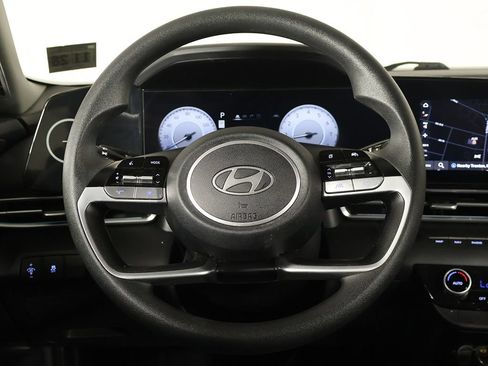 Used 2024 Hyundai Elantra SEL FWD image 33