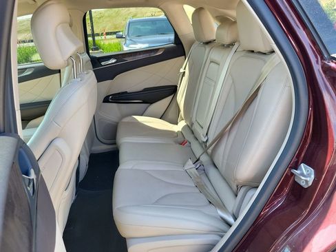 Used 2019 Lincoln MKC Reserve w/ MKC Technology Package AWD/4WD image 24