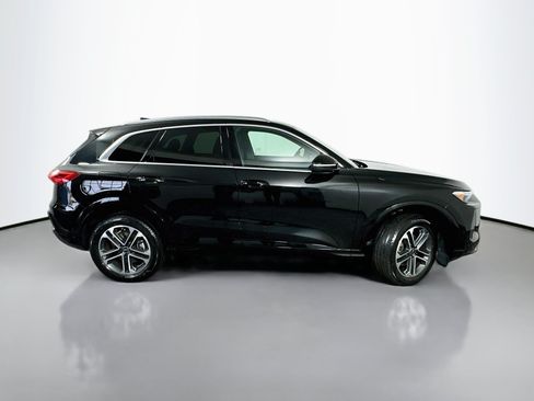 Used 2025 Audi Q5 Premium Plus w/ Premium Plus AWD/4WD image 8