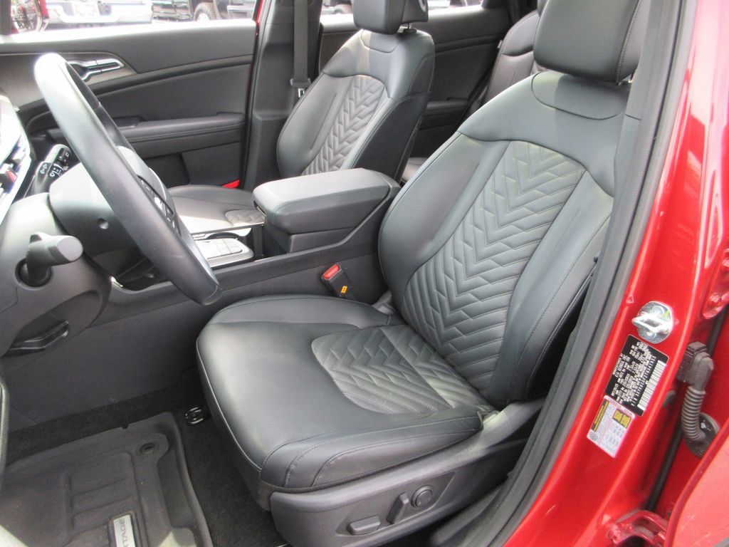 Used 2026 Kia Sportage X-Line w/ X-Line Premium Package AWD/4WD image 20