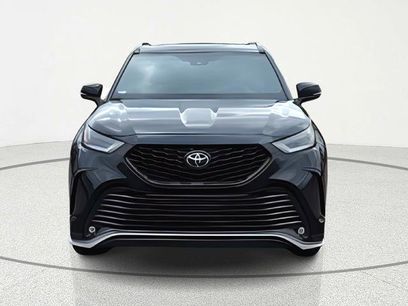 Used 2025 Toyota Highlander XSE