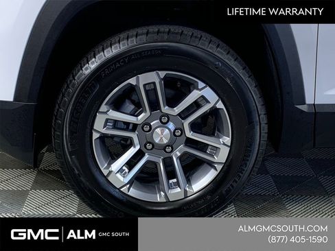 New 2026 GMC Terrain Elevation FWD image 14