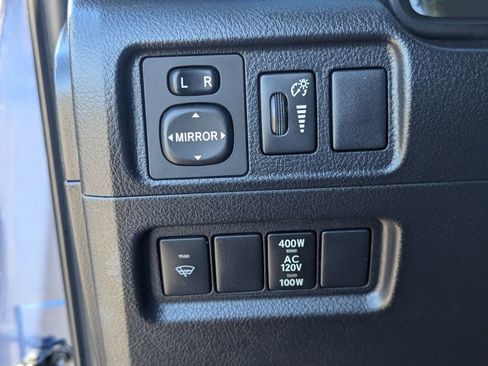 Used 2016 Toyota 4Runner SR5 image 24